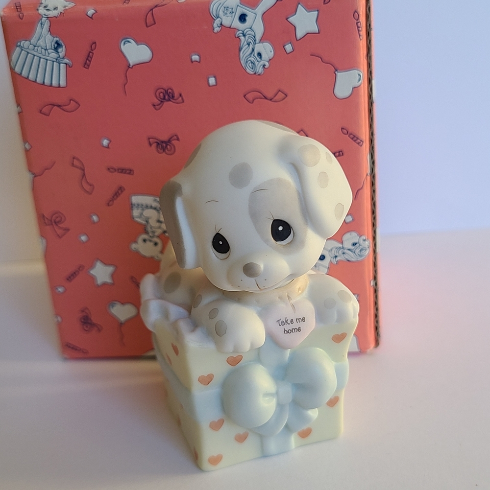 Vintage Precious Moments Puppy Dog in a Gift Collectible Porcelain Figurine